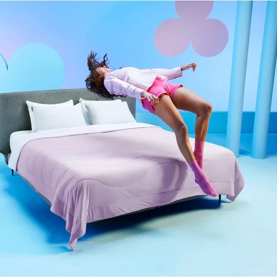 Cloudpillo Couette rafraîchissante - Couette rafraîchissante 200 x 200 cm - Lilas clair - Effet rafraîchissant des deux côtés - Couette d'été sans housse - Pour dormir au frais en toutes circonstances