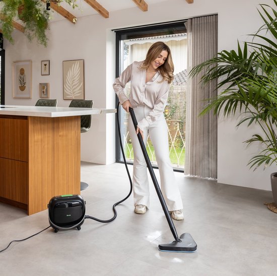 Défroisseur à main - Skrub - 45 minutes de vapeur - 20 accessoires - 1500w - noir