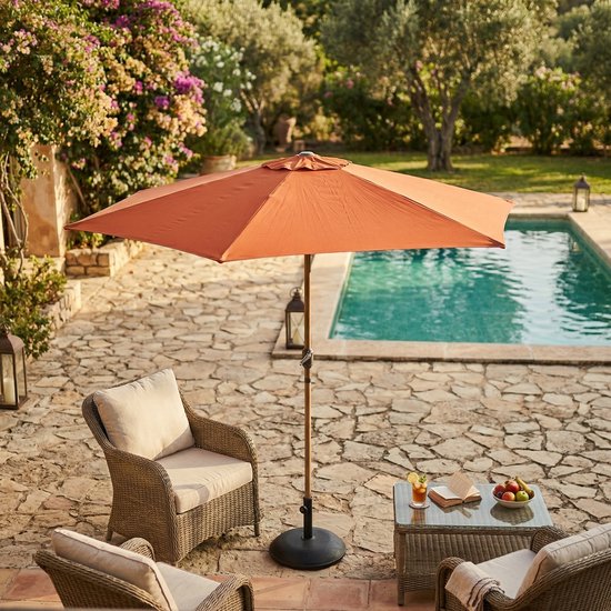 Parasol AXI Noor à tige Ø 300 cm, aspect chêne/terracotta – Armature thermolaquée – Inclinable