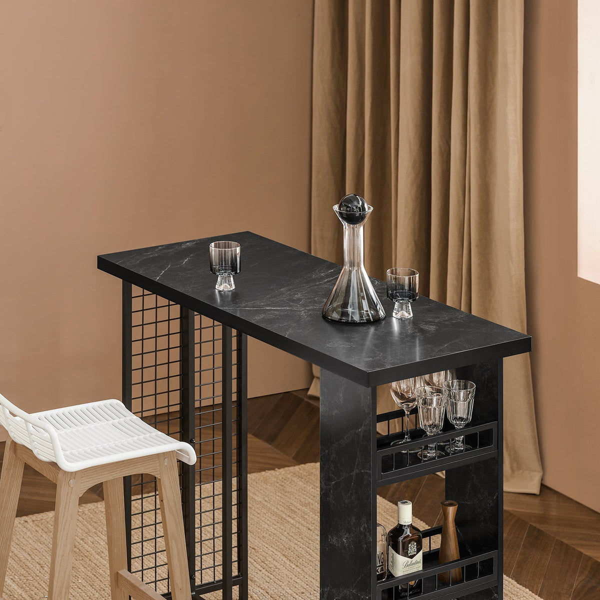 SoBuy Table de bar moderne - avec porte-bouteilles et porte-verres - 120x50x105 cm - noir