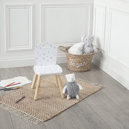Chaise haute blanche à motifs