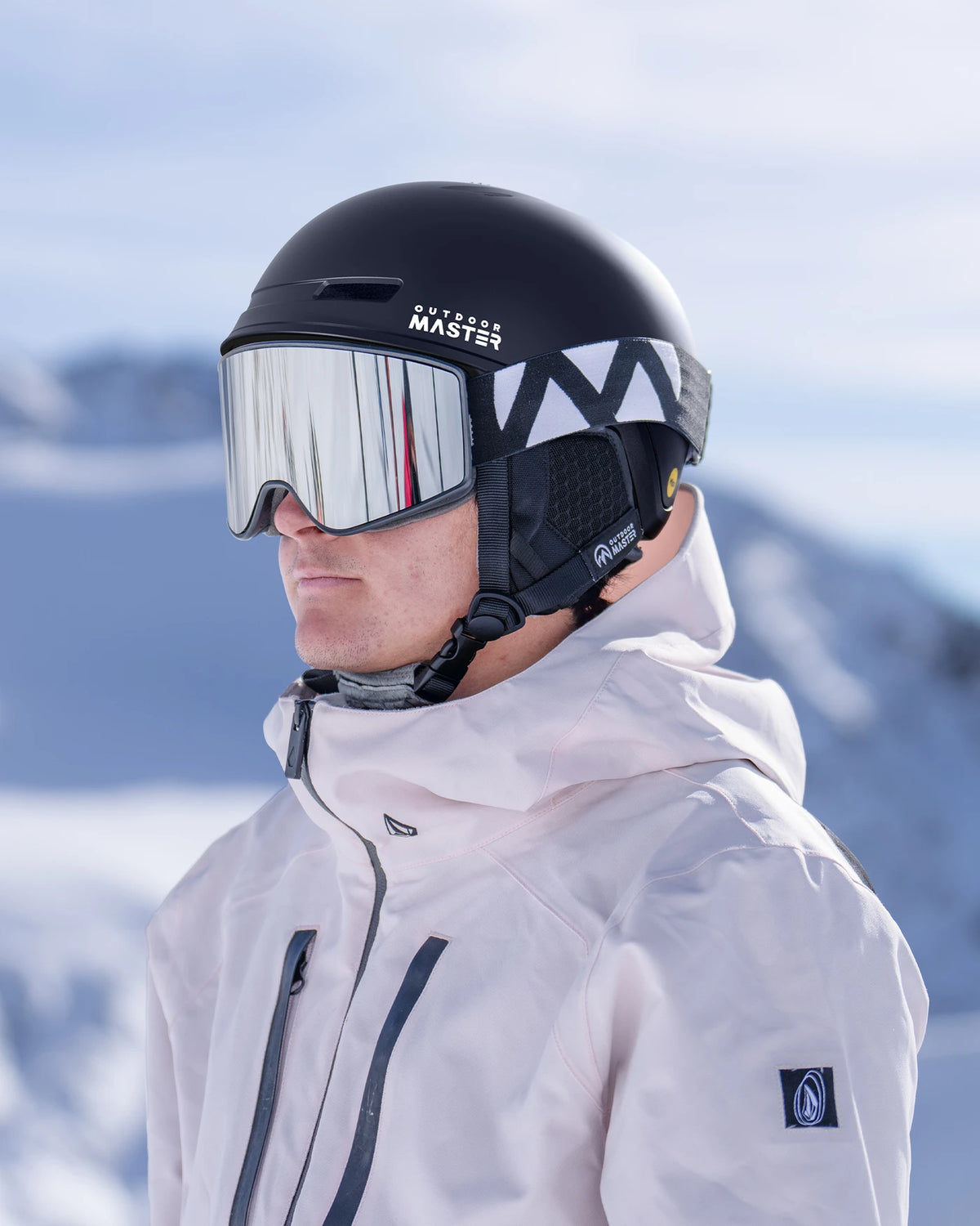 Casque de ski OutdoorMaster Diamond II MIPS – Noir – Taille S (51–54 cm) – Réglable et aéré