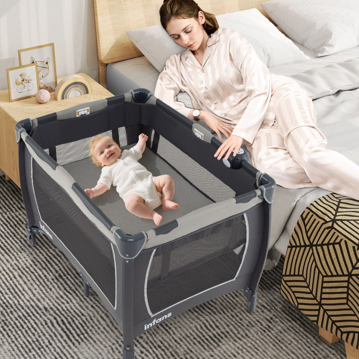 Lit de voyage 5-en-1 Coast pour bébés - Lit pliable avec table à langer et panier de rangement - Sac de transport inclus - Gris