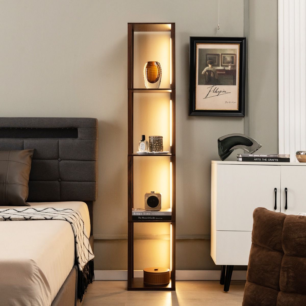 Lampadaire Coast avec étagères de rangement - Éclairage LED à 3 niveaux de luminosité réglables - 4 étagères - marron - 163 cm