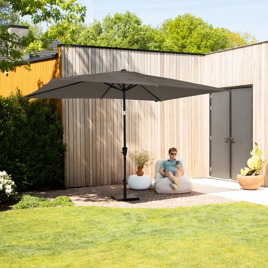 Parasol VONROC Premium Rapallo 200 x 300 cm – Parasol résistant – Inclinable – Toile anti-UV – Taupe – Housse de protection incluse
