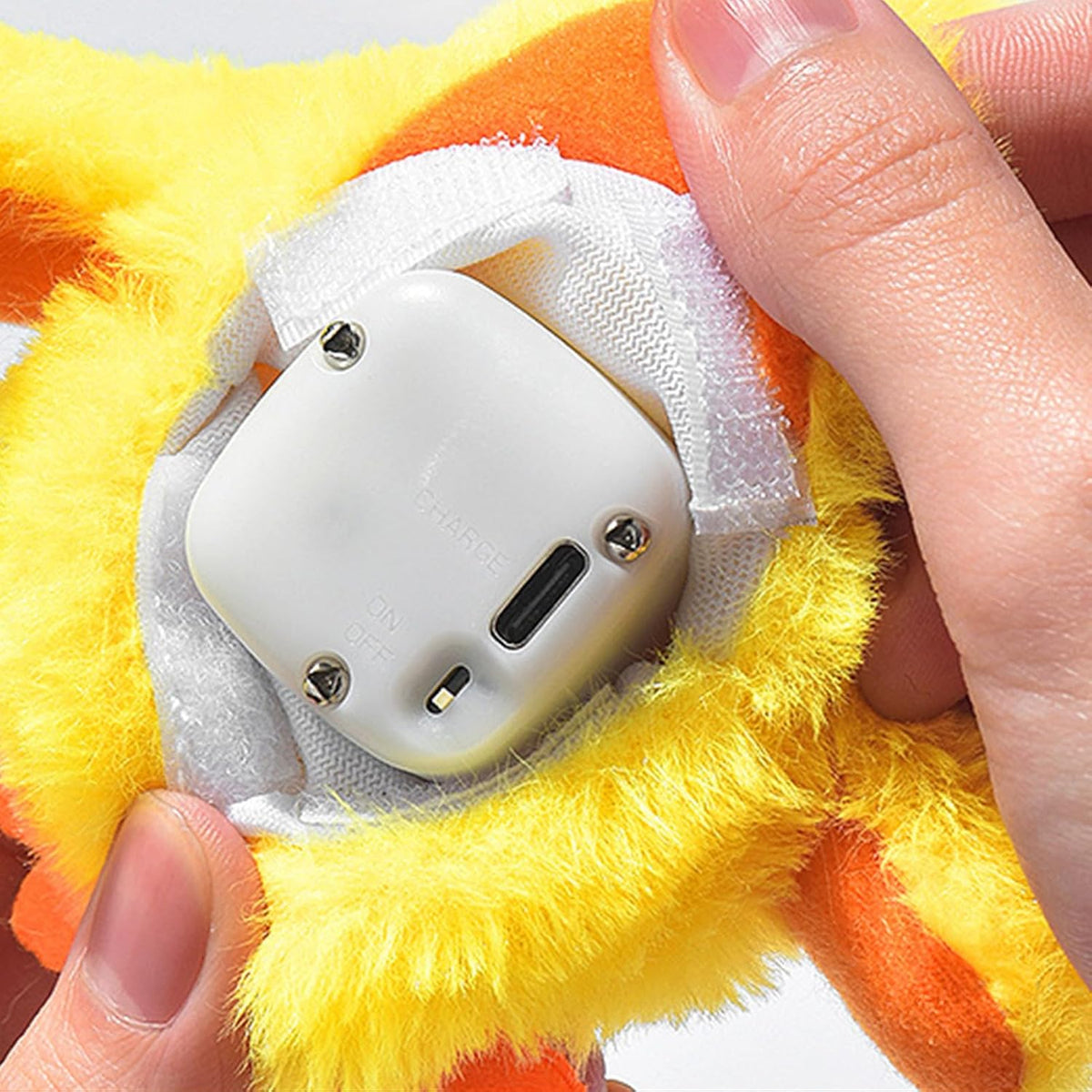 Jouet interactif pour chat Tnfeeon en forme de canard - Ailes mobiles et sons - Rechargeable par USB - Jaune