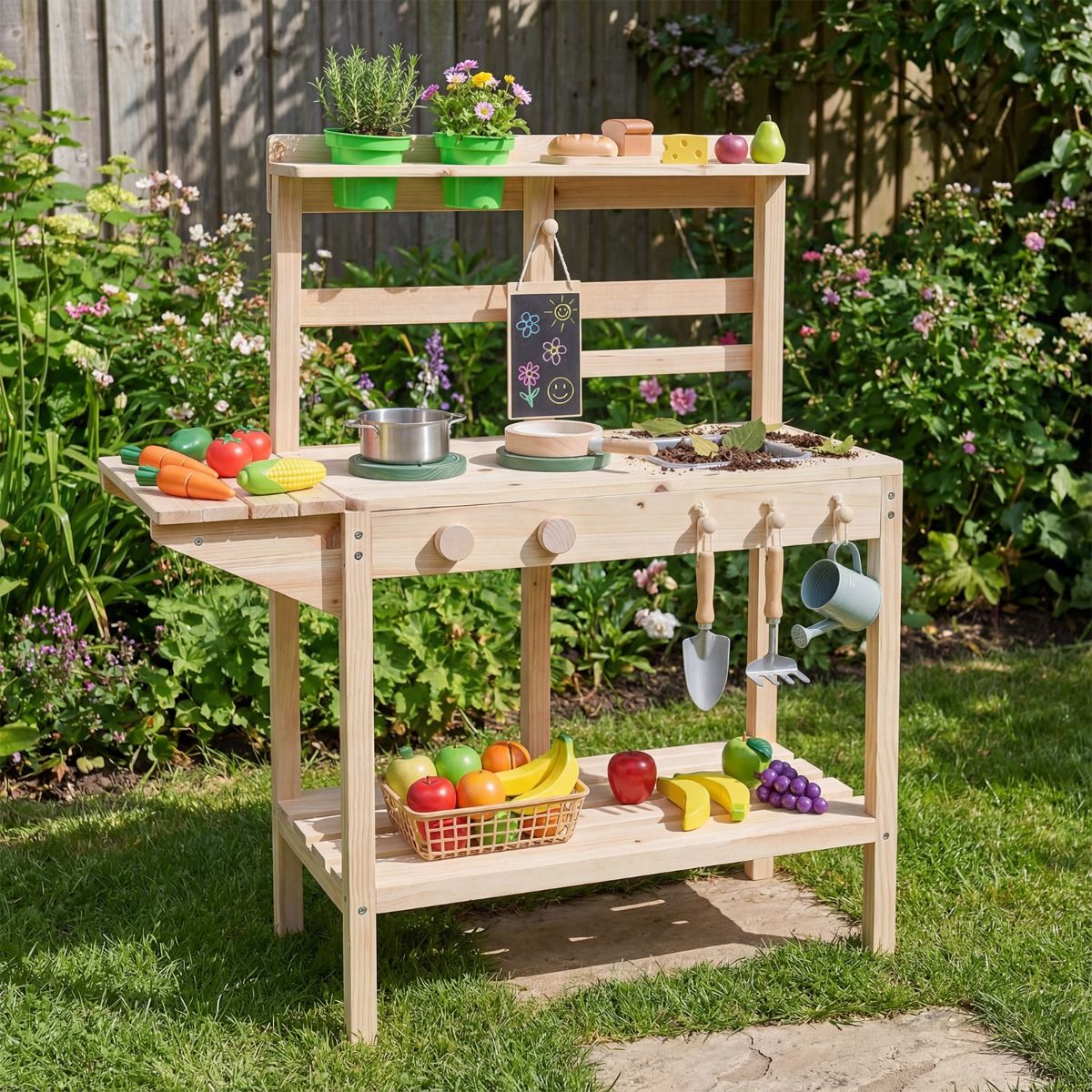 Cuisine jouet en bois Coast pour enfants - avec cuisinière et évier - tableau noir et pots de fleurs - couleur naturelle