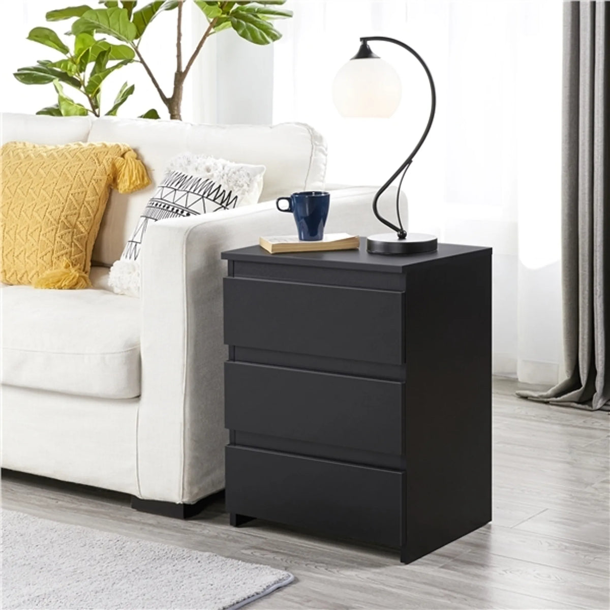 Yaheetech : table de chevet élégante à 3 tiroirs, 45,5 x 35,5 x 60,5 cm – Noir mat – MDF