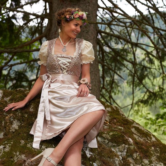 Dressforfun Mini-Dirndl Burgau modèle 2 XL - déguisement costume halloween déguisement carnaval déguisement carnaval déguisement carnaval déguisement carnaval - 304683