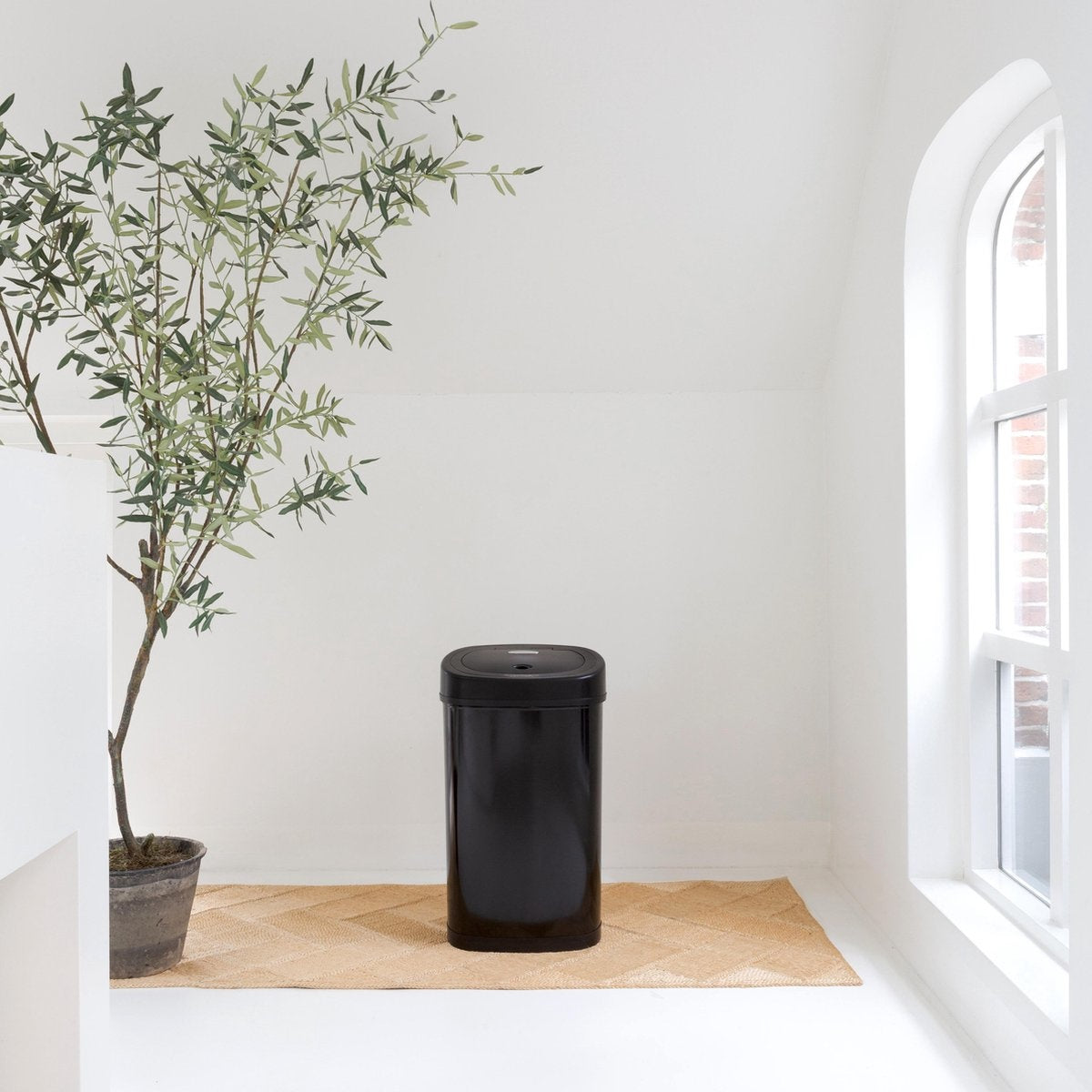 Poubelle avec capteur infrarouge - Homra FONIX - 50 litres - Noir