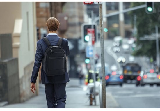 Sac à dos Kensington Contour™ 2.0 15,6 pouces - Matériau durable et hydrofuge - Ergonomique - Noir