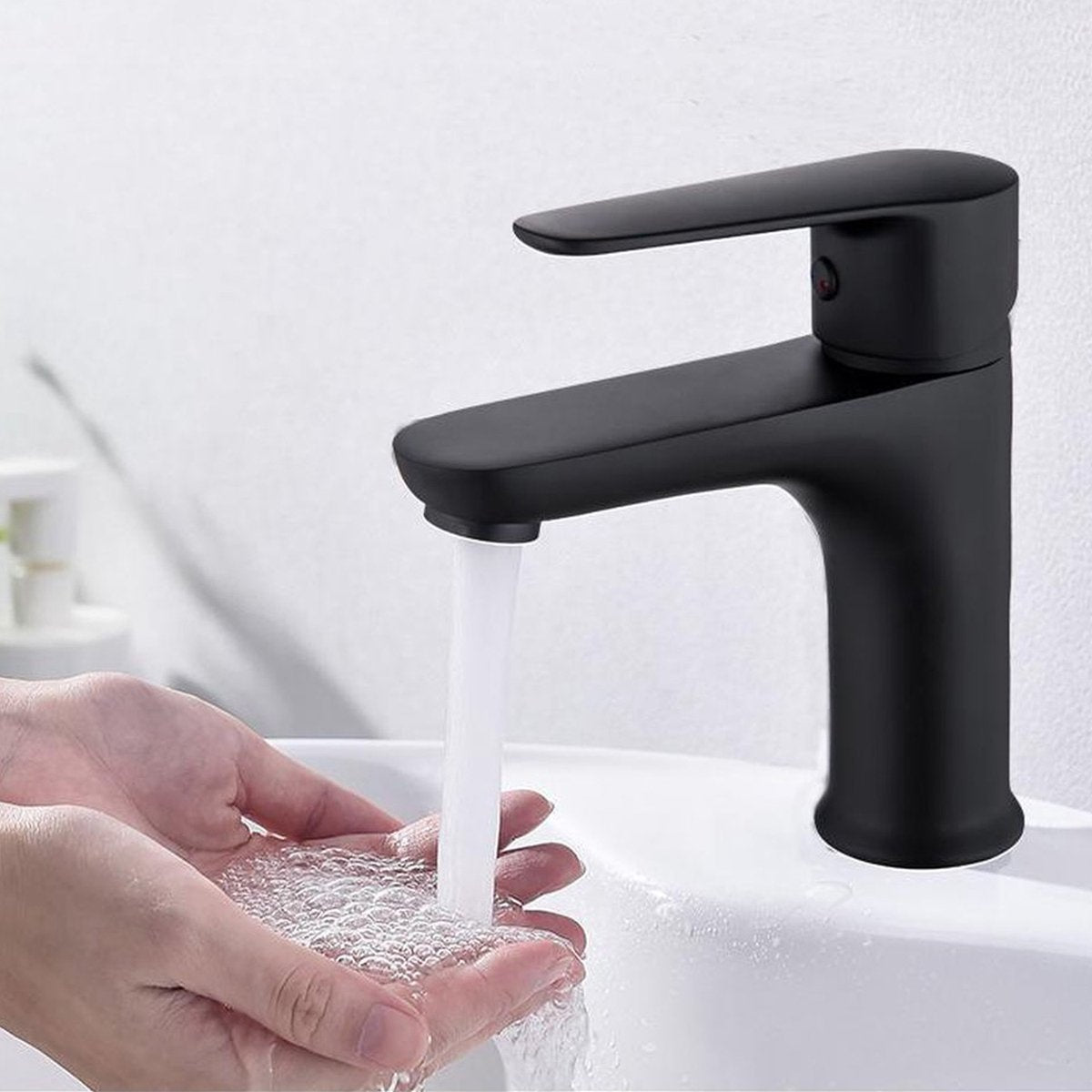 Robinet de salle de bain Inspire Noir incluant les connecteurs - Robinet de lavabo - Noir Chrome