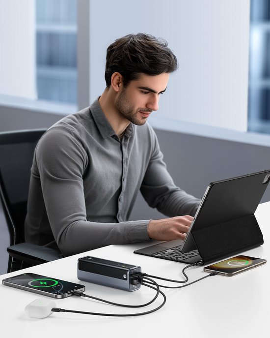 Batterie externe Baseus EnerGeek - 145 W, 20 800 mAh, pour ordinateur portable - - Chargeur portable - Batterie externe avec 2 ports USB-C PD 3.0 (100 W max.) pour une recharge rapide, écran numérique, compatible avec MacBook Pro, Dell, HP, SteamDeck, iPh