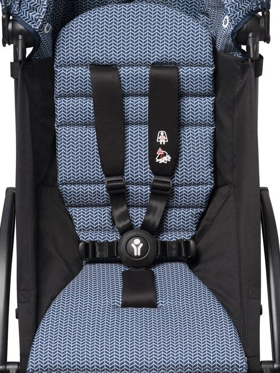 BABYZEN YOYO 6+ Pack couleur, Air France - Ce pack comprend un coussin d'assise, un pare-soleil assorti et un petit sac à dos à fermeture éclair - Nécessite un châssis YOYO2 (vendu séparément)