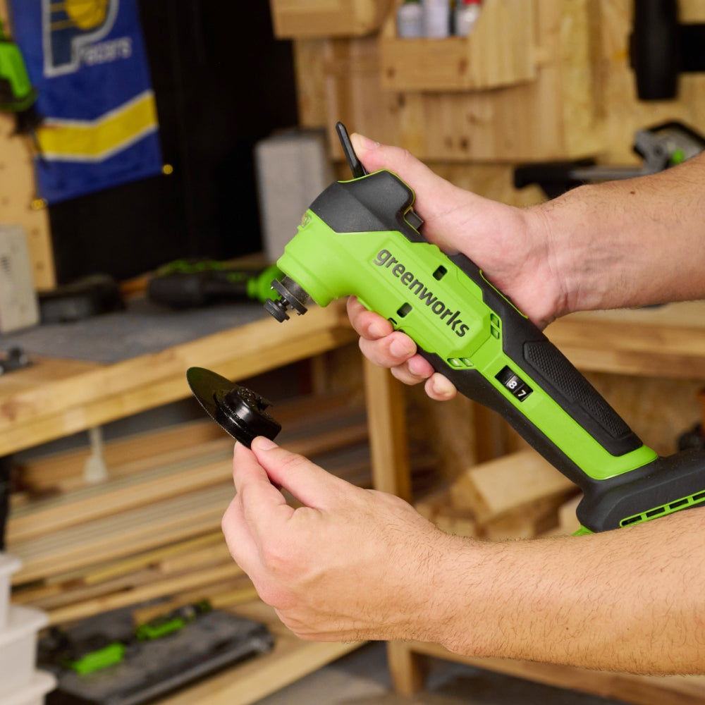 Outil rotatif sans fil Greenworks MT332 24 V - sans batterie ni chargeur