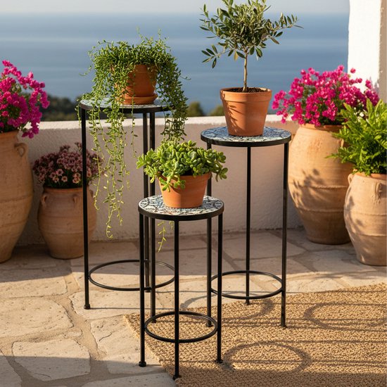AXI Lola Table ronde pour plantes en mosaïque multicolore - Lot de 3 pièces – Tables d'appoint – Différentes dimensions – Aspect mosaïque – Incrustée de carreaux de céramique – Pour l'intérieur, le jardin, la terrasse et le balcon