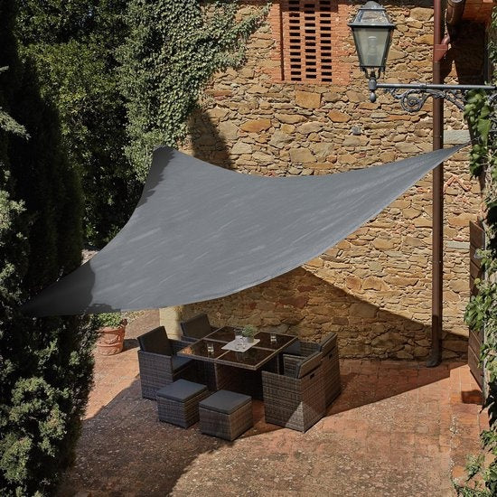 tectake - Auvent triangulaire en polyéthylène, variante 2 500 x 500 x 500 cm SKU : 403886