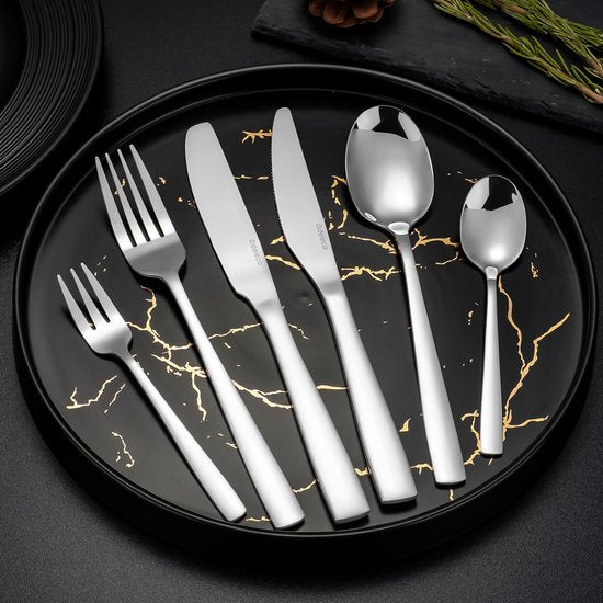 Deleca 12 Person Cutlery Set Essential (72 pieces) - Spoons, Knives, Forks, Steak Knives & Pastry Forks - Dishher safe Cutlery - Shiny Silver / Stainless Steel