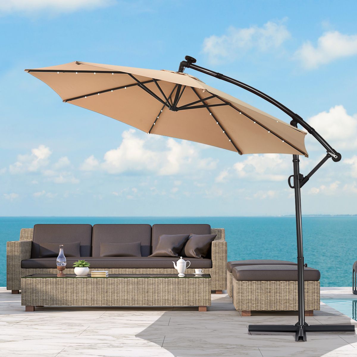 Parasol sur pied Coast avec éclairage LED - panneau solaire - orientable et inclinable - couleur café, 300 cm