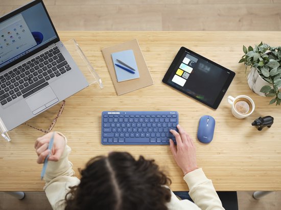 Trust Lyra - Clavier et souris sans fil - Multi-connect - Qwerty US - Bleu