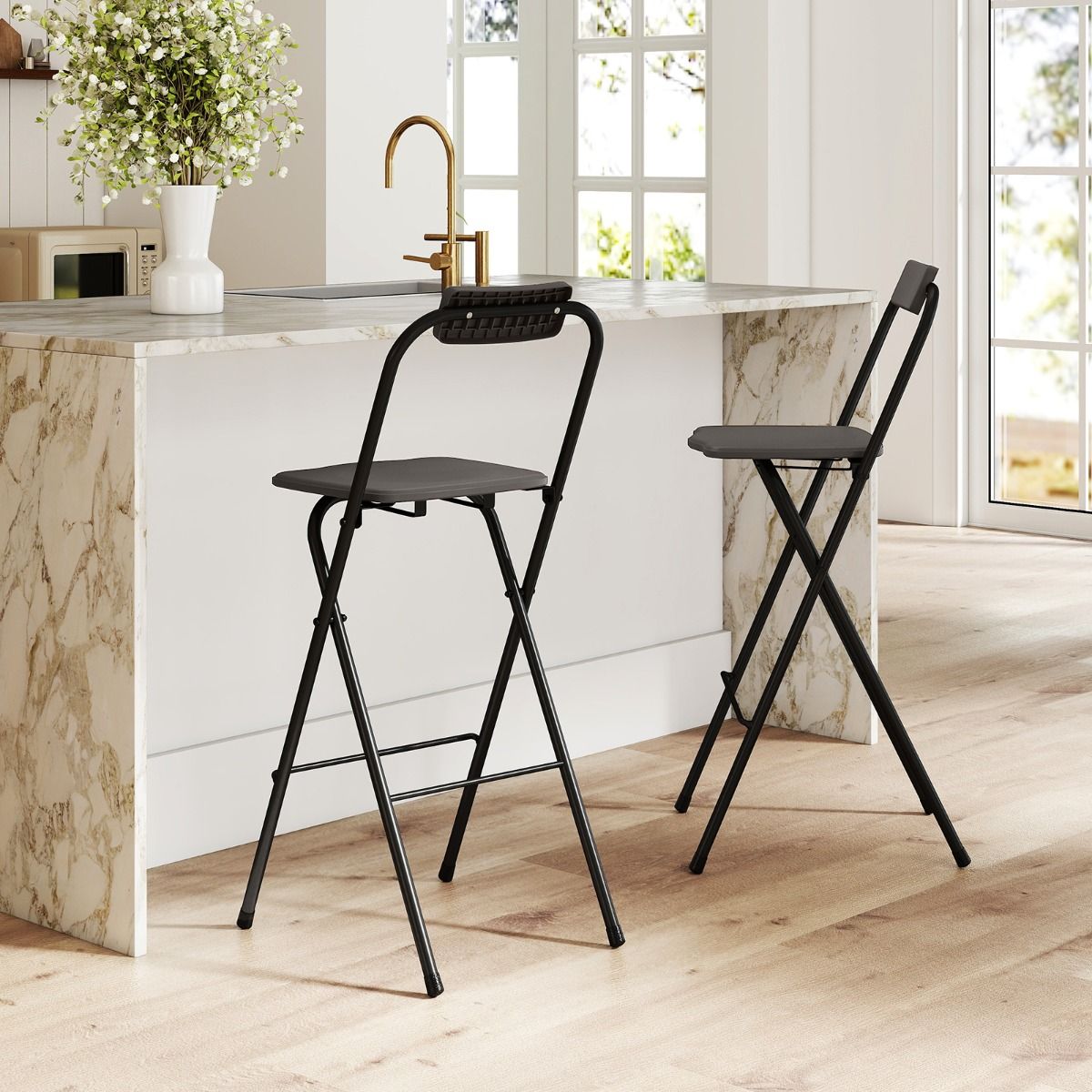 Ensemble de 2 tabourets de bar Coast - Pliables - Avec dossier - Gris et noir