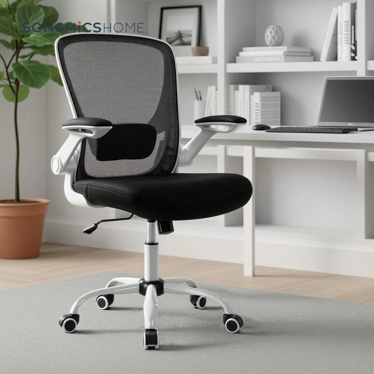 Chaise de bureau ergonomique en maille JOYFURNOS - Noire - 60 x 64 x 103–110 cm - Soutien lombaire réglable - Accoudoirs rabattables