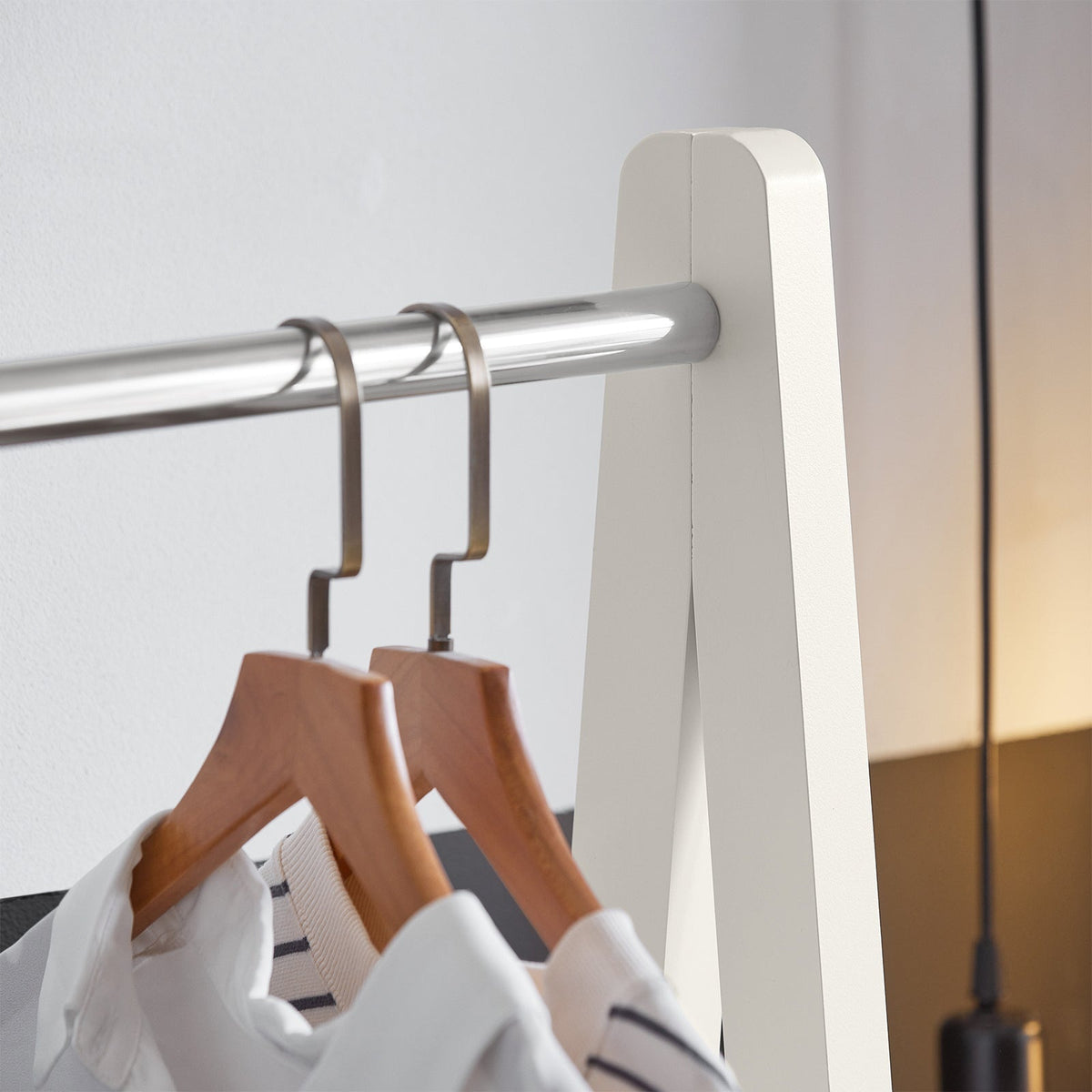 SoBuy Portemanteau - MDF - Max. 15 kg - 66 x 39 x 180 cm - Blanc