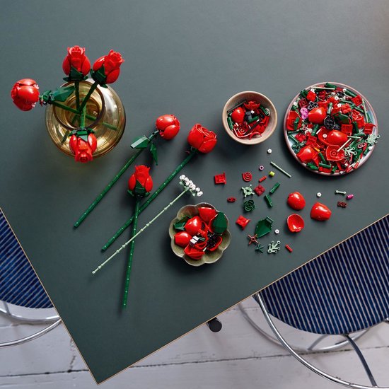 LEGO Botanicals : Bouquet de roses - Kit de construction décoratif de la collection Botanical 10328