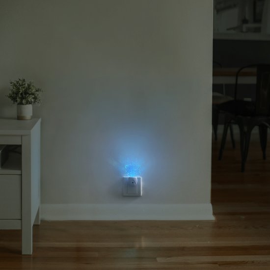 Aigostar 10PXZ - Veilleuse pour enfants - Veilleuse à brancher - Veilleuse LED à brancher sur une prise - Multicolore - Veilleuse à brancher