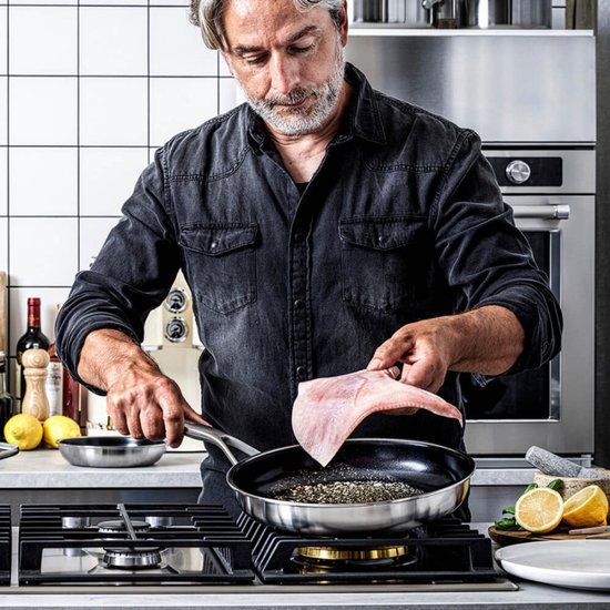 Poêle KitchenAid Multi-Ply ø 24 cm - acier inoxydable - induction - antiadhésive - sans PFAS