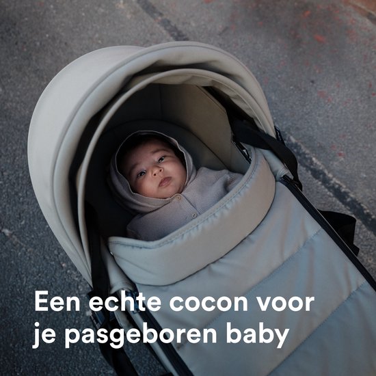 Stokke YOYO Newborn Shell, Taupe - Pour les bébés jusqu'à 6 mois ou 9 kg - Comprend une coque semi-rigide, un matelas double et une chancelière - Compatible avec le châssis YOYO (vendu séparément)
