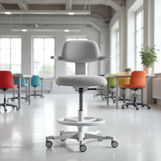Tabouret de travail ergonomique Backerz avec repose-pieds annulaire - Chaises de bureau pour adultes - Entièrement réglable, jusqu'à 120 kg - Chaise de bureau - Chaise de gaming - Blanc