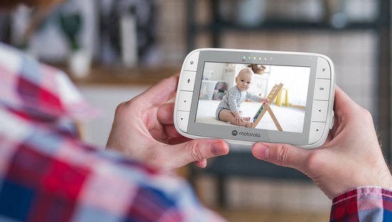 Babyphone Motorola Nursery avec caméra - Baby Monitor VM 55 - Caméra pour bébé avec écran couleur, communication bidirectionnelle et vision nocturne infrarouge - Portée de 300 m - Zoom, inclinaison et rotation