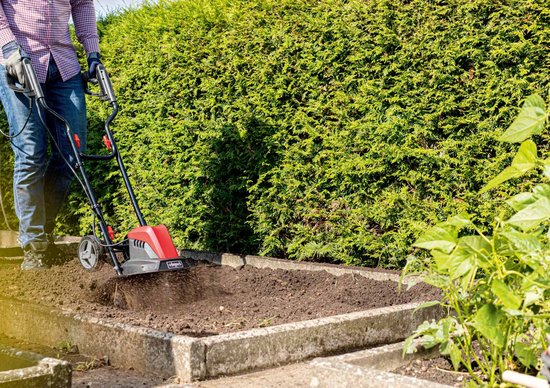 Motoculteur électrique Scheppach MTE460 1 500 W – Motoculteur et cultivateur – Largeur de travail : 45 cm – Profondeur de travail : 22 cm – 24 lames pour potager, parterres et pelouses