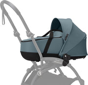 Stokke YOYO Newborn Shell, Aqua - Pour les bébés jusqu'à 6 mois ou 9 kg - Comprend une coque semi-rigide, un matelas double et une chancelière - Compatible avec le châssis YOYO (vendu séparément)