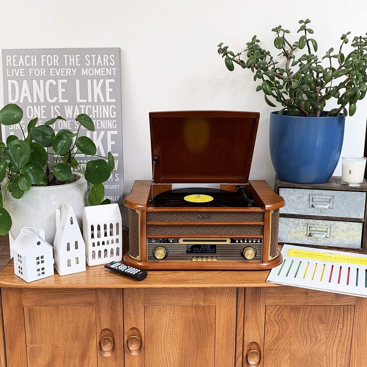 Platine vinyle retro - Denver - Haut-parleurs et amplificateur intégrés - Bois