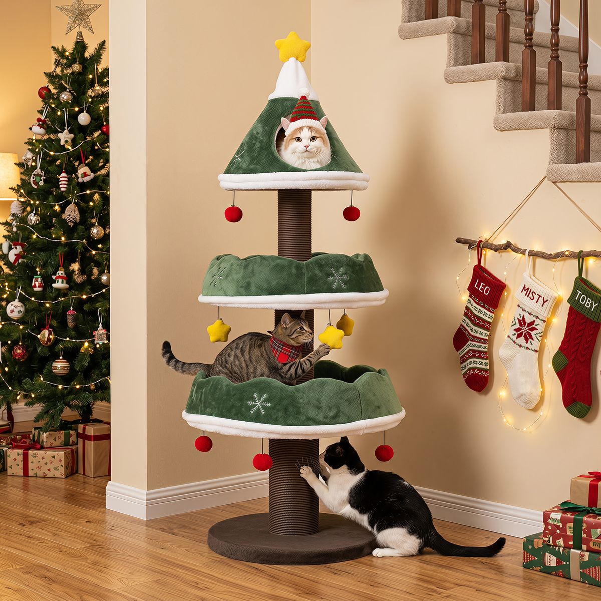 Arbre à chat Coast - motif sapin de Noël - avec grotte au sommet et boules suspendues - vert 143 cm