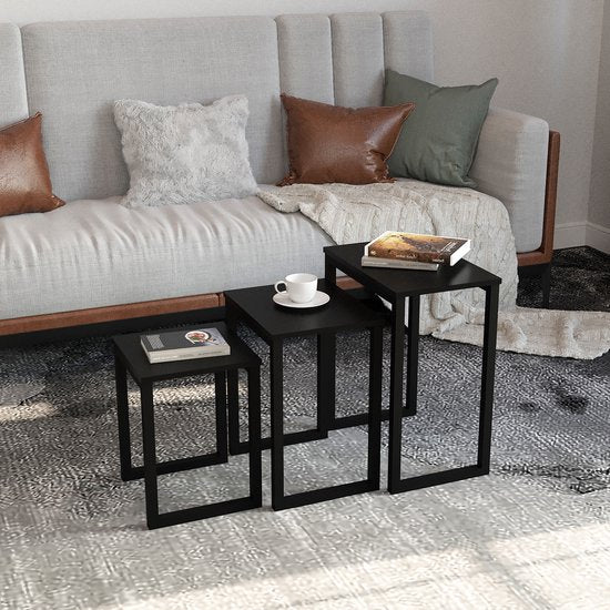 Ensemble de 3 tables d'appoint industrielles noires : économiser de l'espace avec style