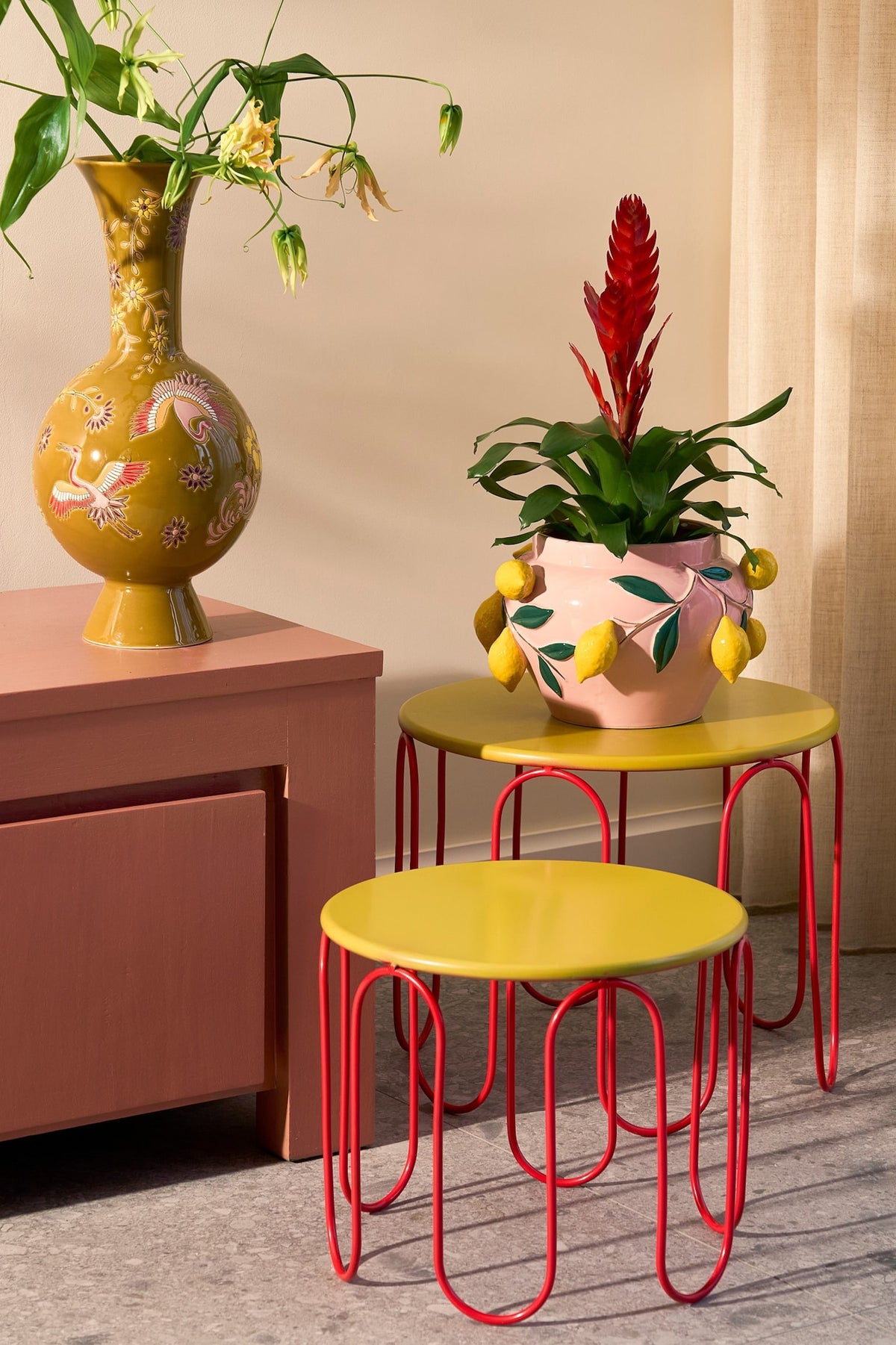 Table d'appoint Sunkissed de Mica Decorations, 32 x Ø 38 cm - jaune