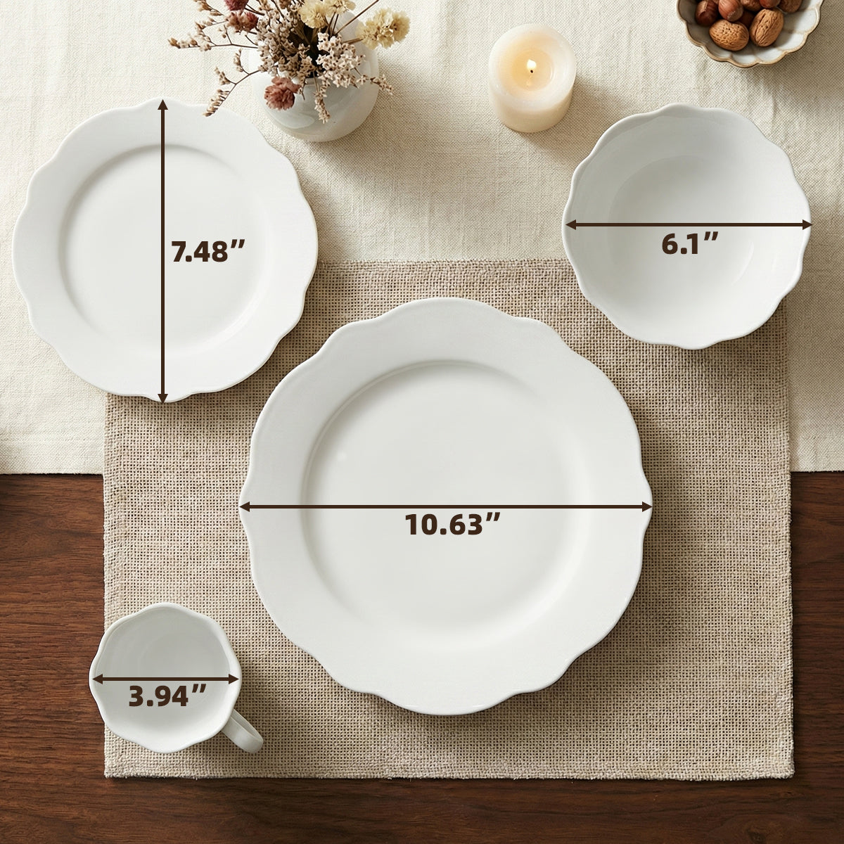 Service de table en forme de fleur de lotus - élégantes assiettes et bols en céramique blanche