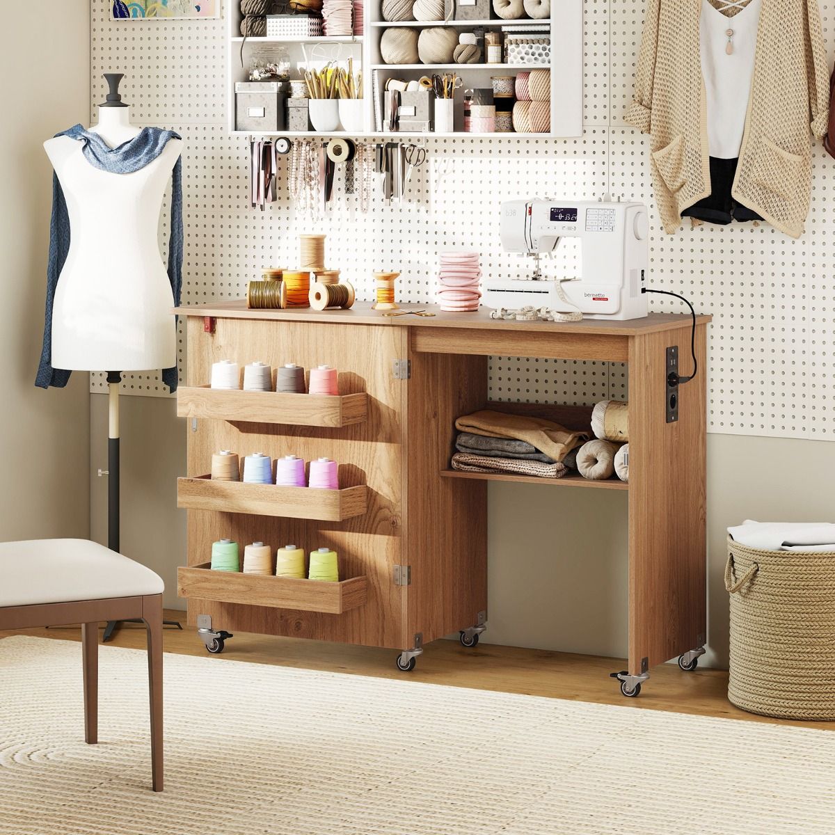 Meuble de couture pliable Coast - 2 en 1 avec station de recharge et étagères de rangement - couleur naturelle