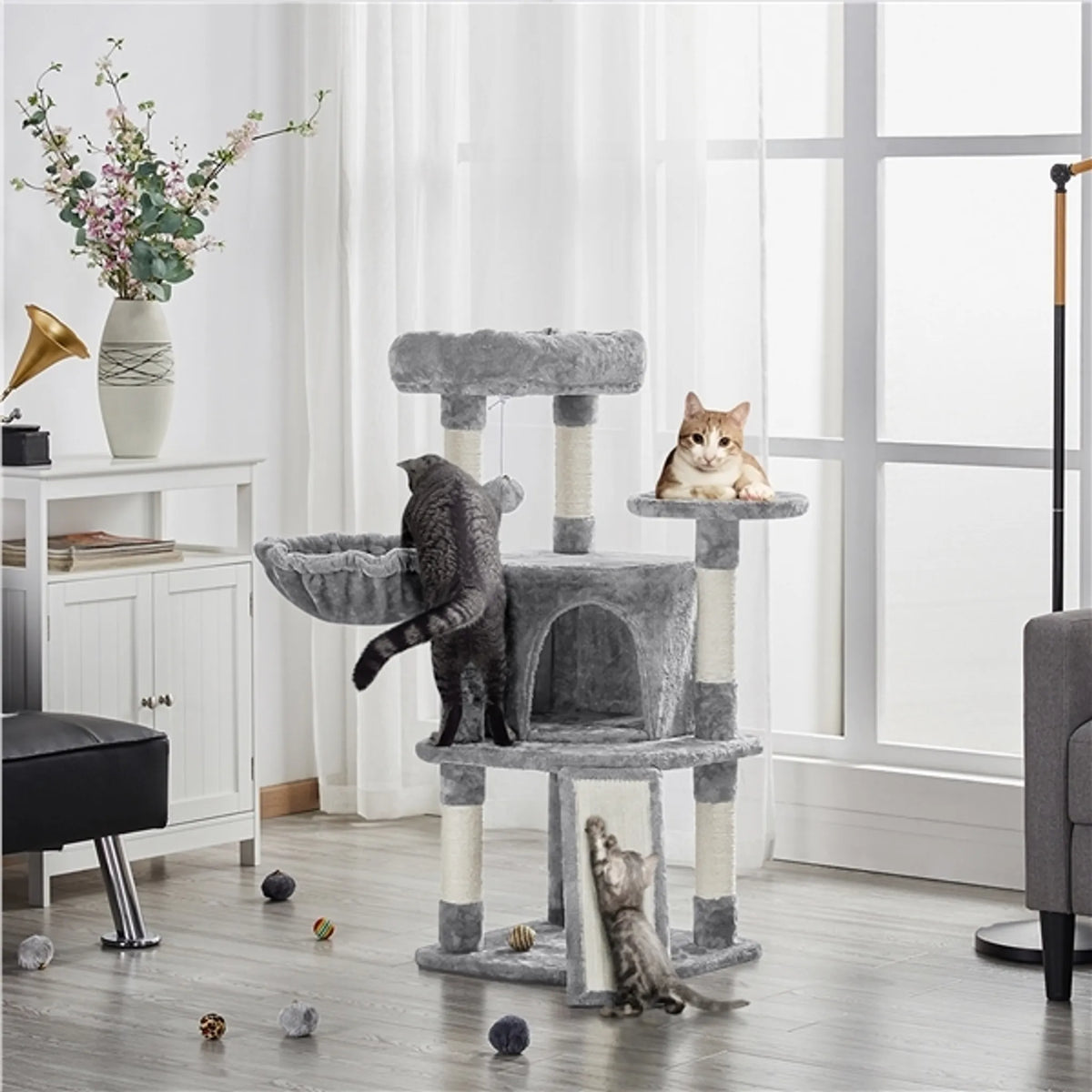 Yaheetech Cat Post With 5 Sisal Poles - Equipped With Padded Viewing Platform And Hammock And Cat Burrow - For 2 To 3 Small And Medium Cats - Light Grey Plush And Metal - 43,5 x 43,5 x 106 cm