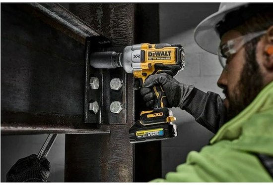 Visseuse à chocs sans fil DeWALT DCF964NT, 1 898 Nm, bague de friction 3/4, 18 V XR Basic Body, disponible chez TSTAK