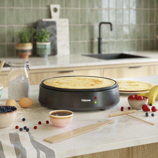 Appareil à crêpes Tristar - BP-2627 - 1200 W - Crêpière - 30 cm - Noir